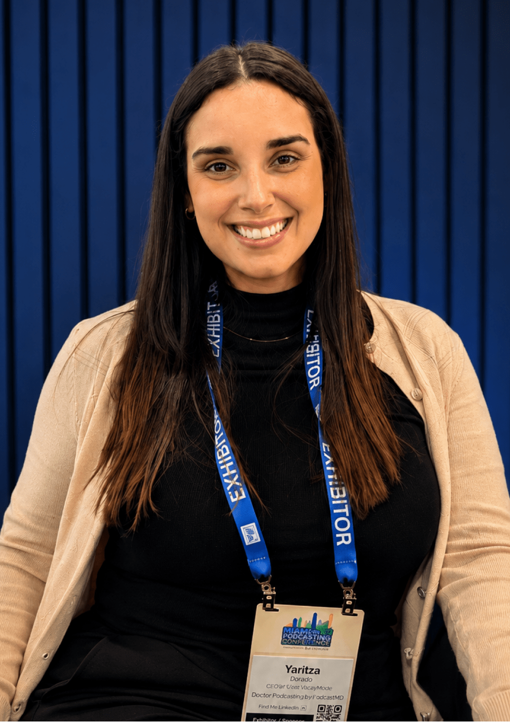 yaritza aponte headshot